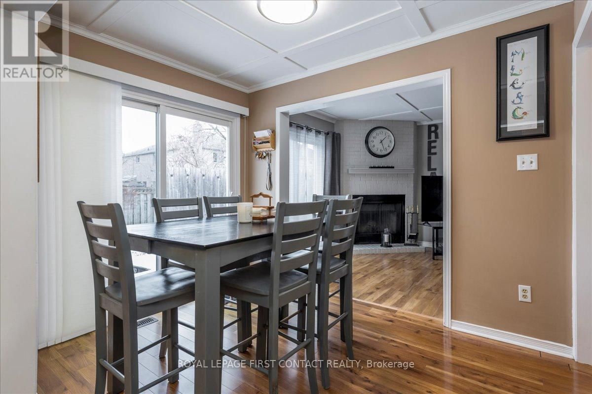 35 BLAIR CRESCENT Image 7
