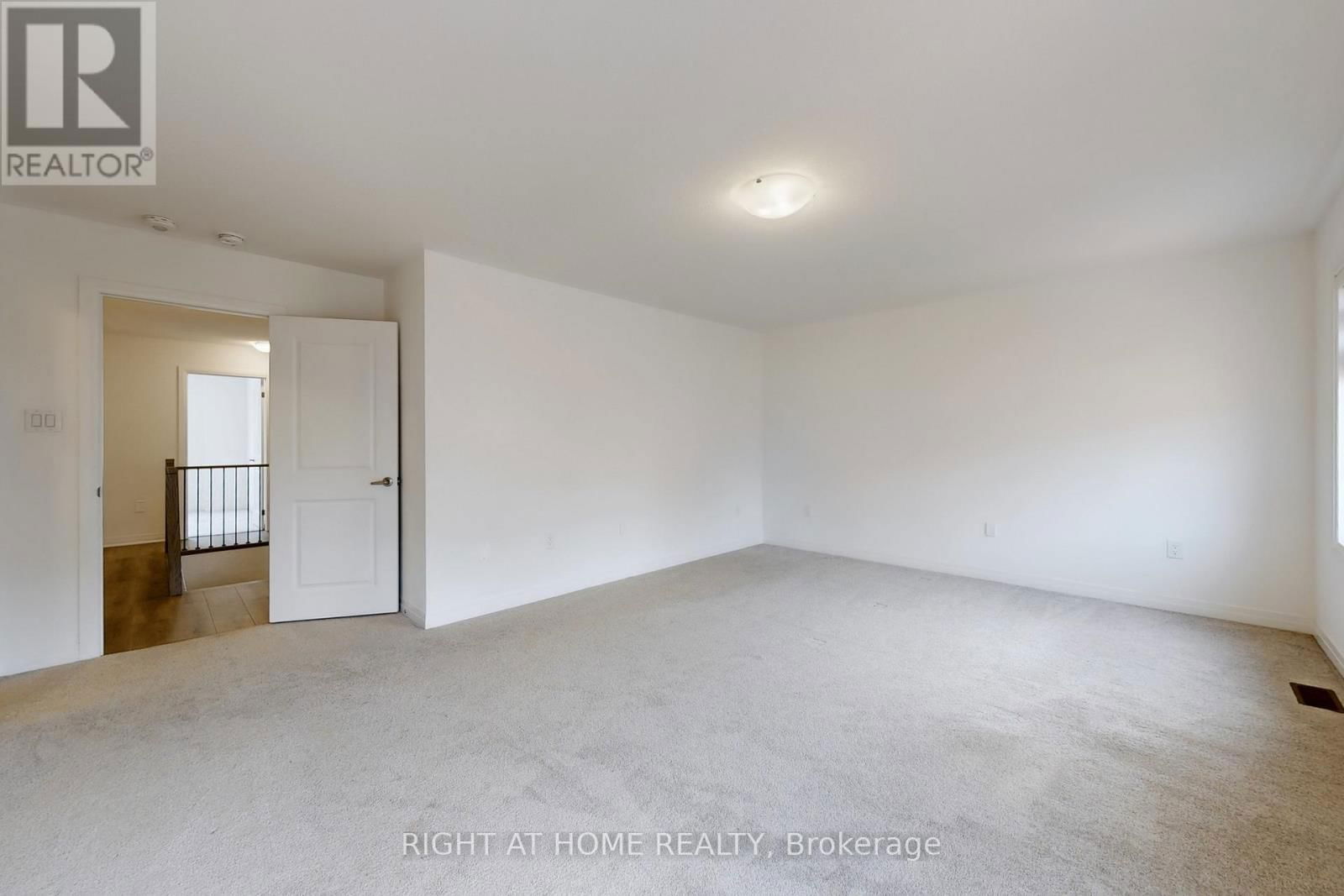 47 SHEPHERD DRIVE Image 28