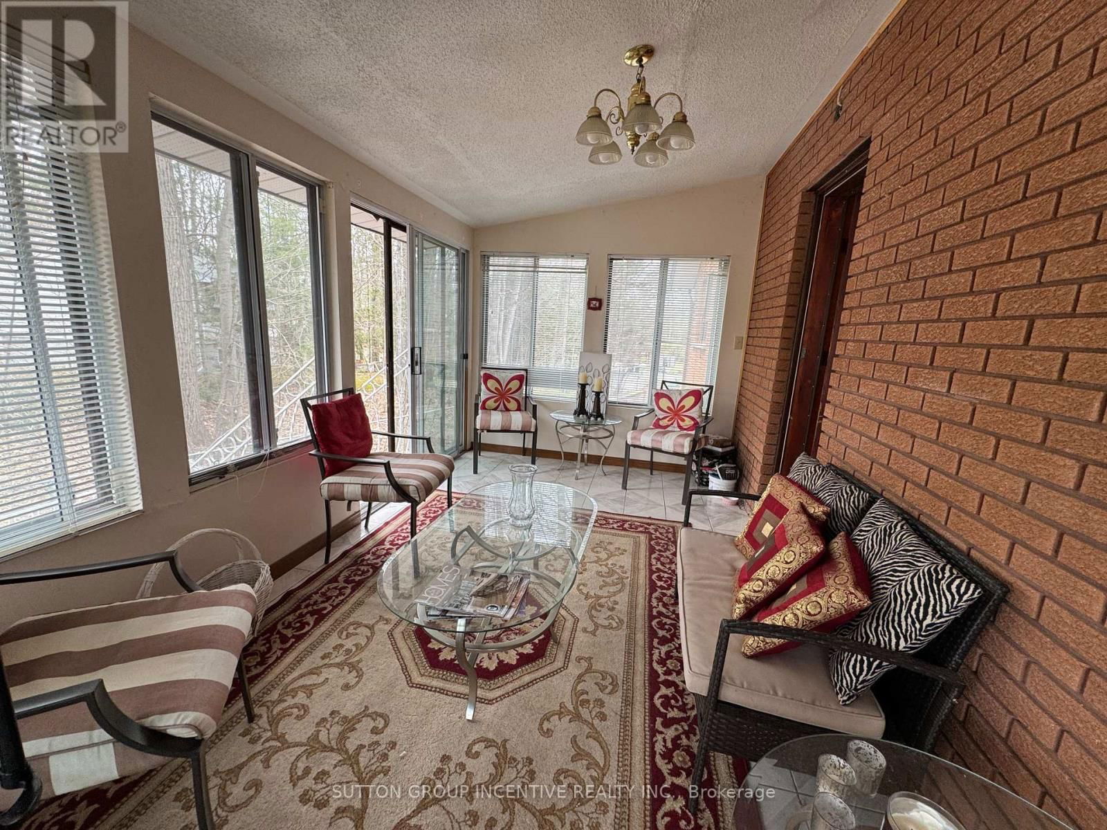 10 CELESTINE COURT Image 40