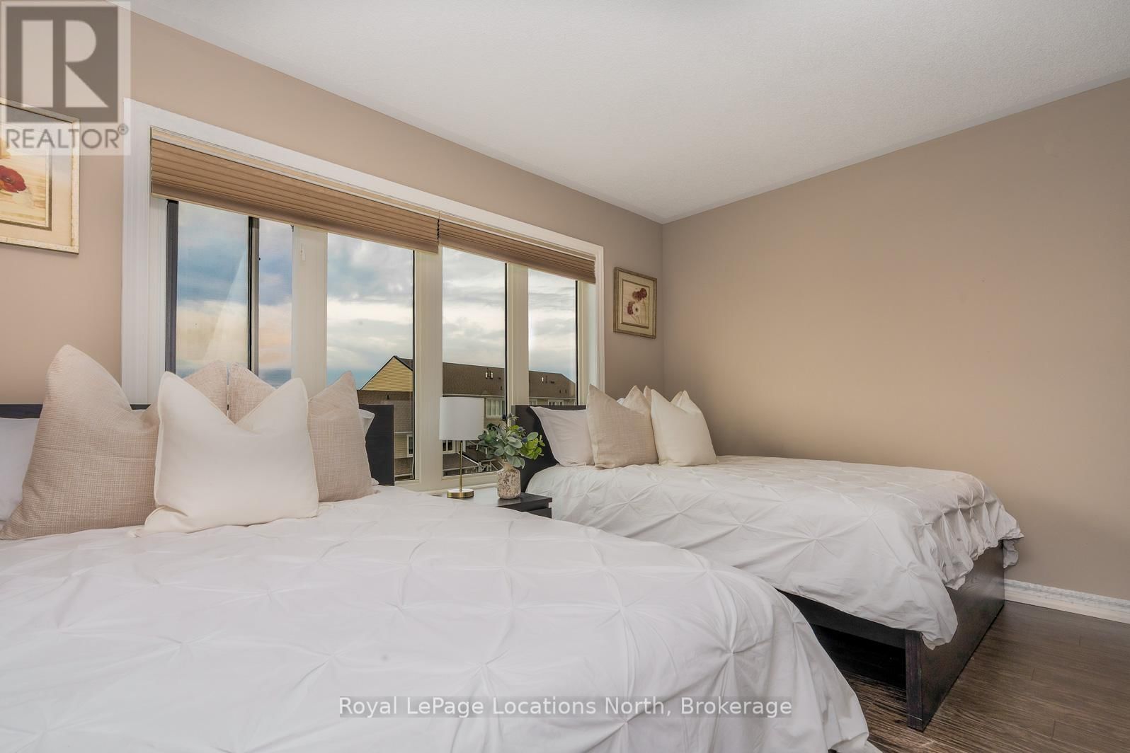 59 CRANBERRY SURF Image 22