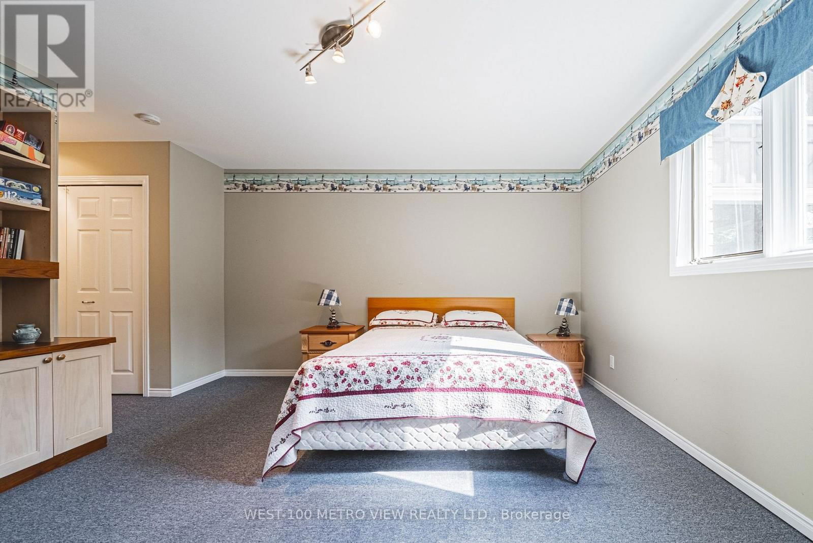 2476 CHAMPLAIN ROAD Image 13
