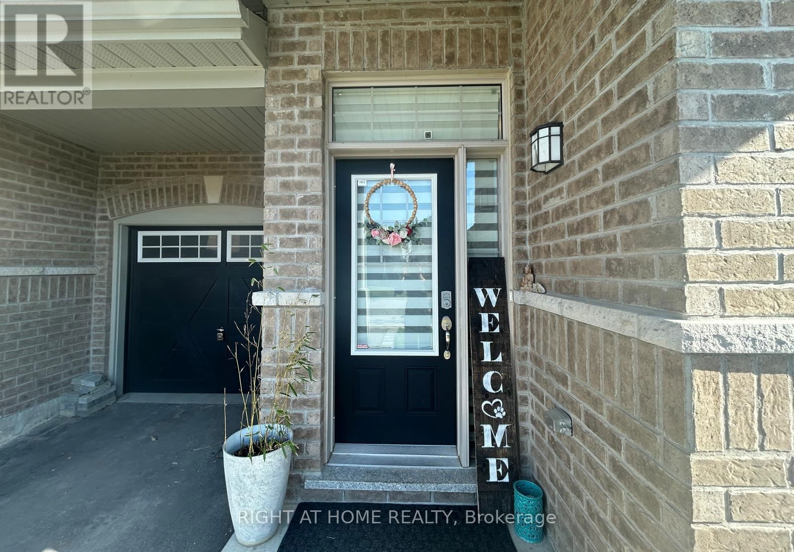 10 PEARCEY CRESCENT Image 2