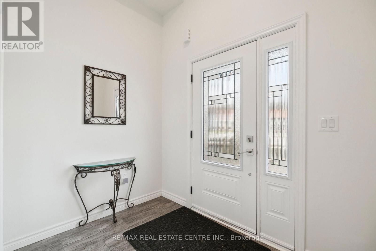 144 MEMORIAL AVENUE Image 3
