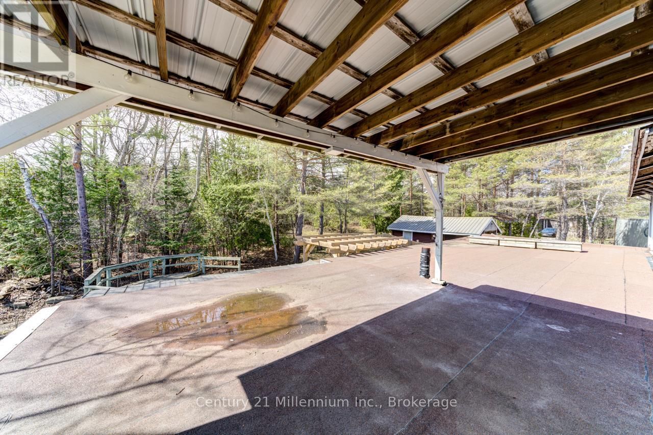 RR #1 - 9405 BEACHWOOD ROAD Image 33