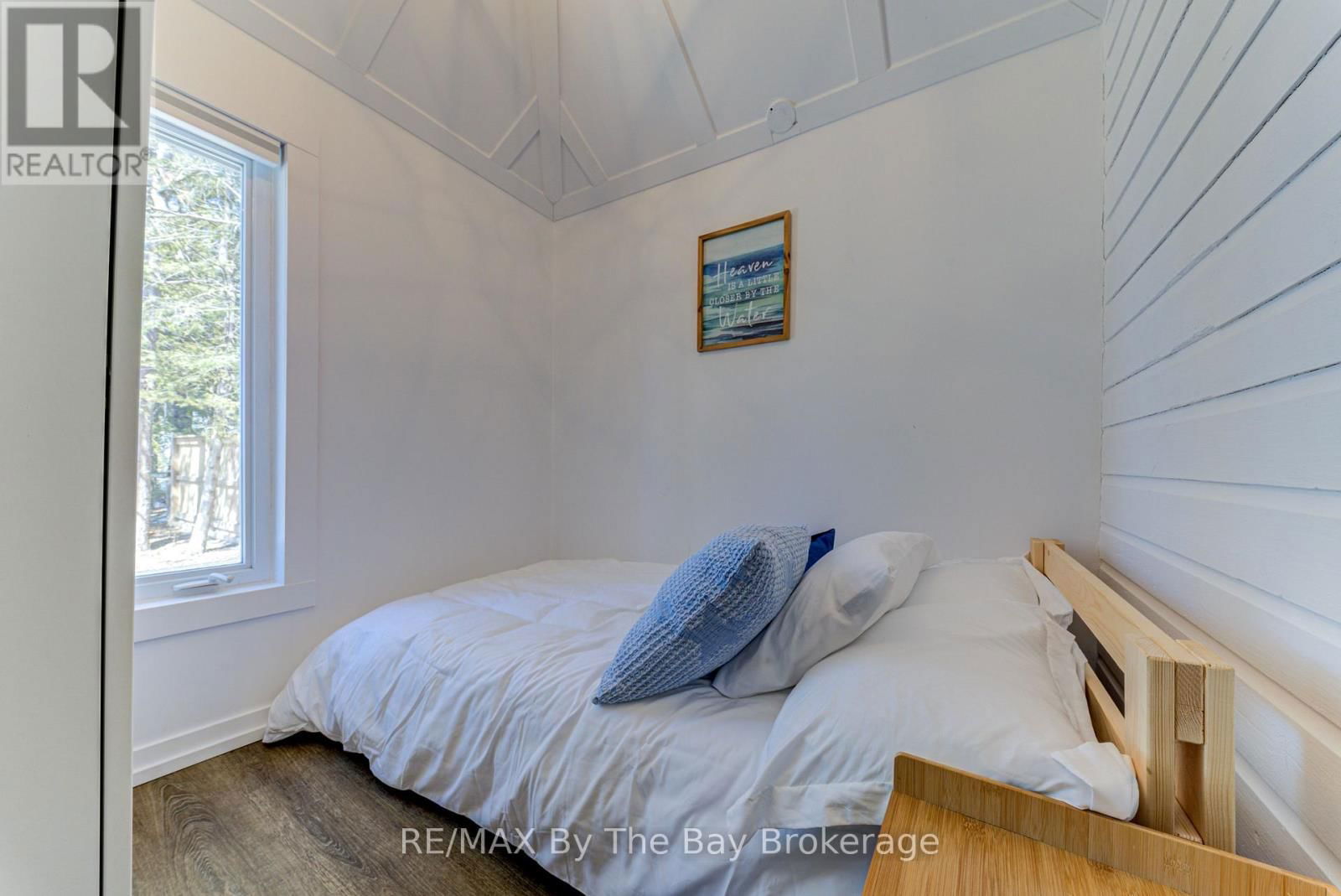 278 COASTLINE DRIVE Image 8