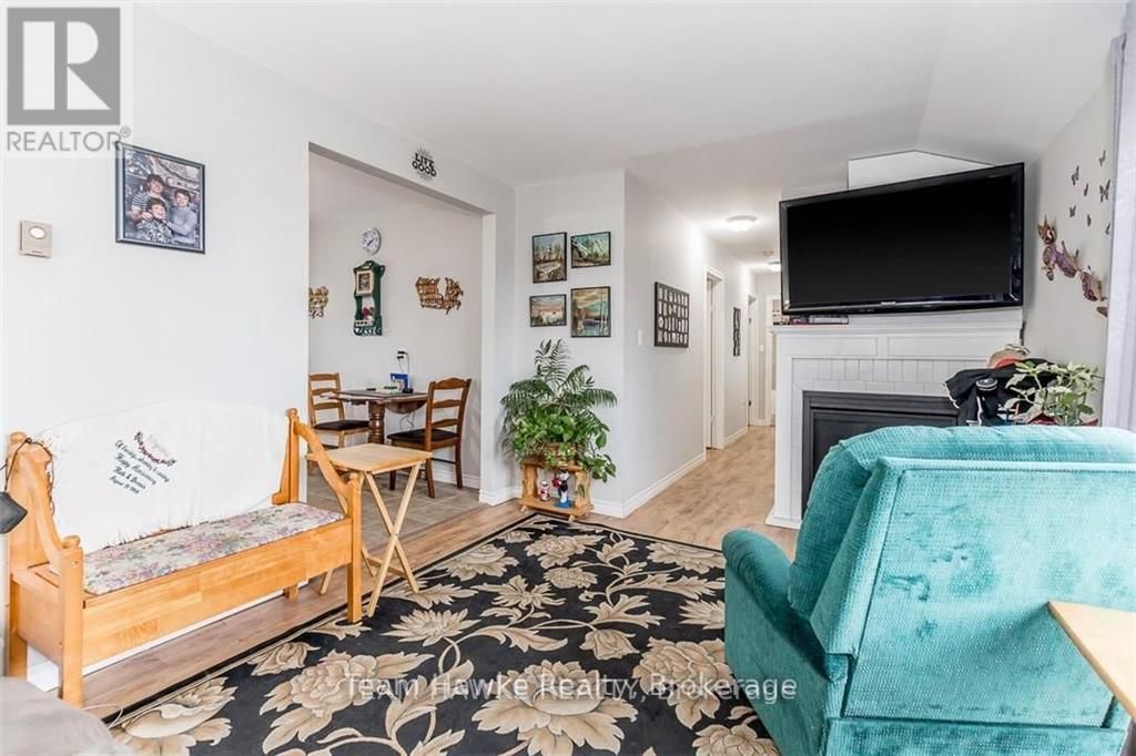 178 WILLIAM STREET Image 10
