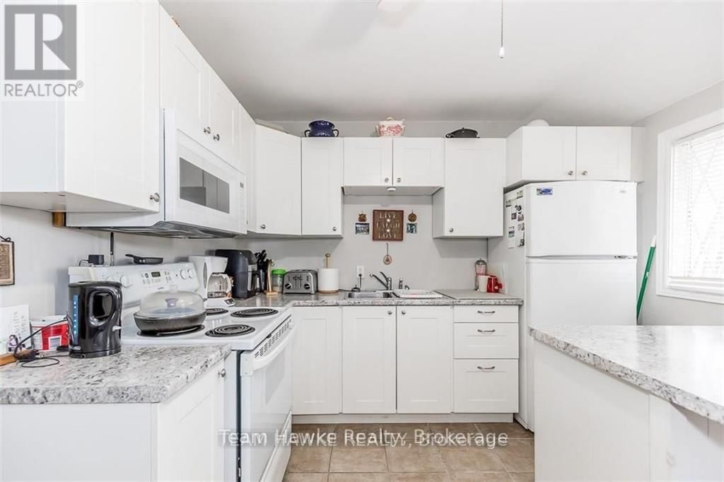178 WILLIAM STREET Image 13