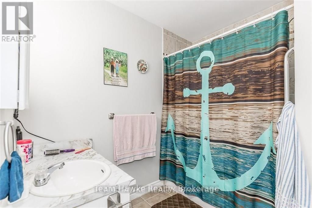 178 WILLIAM STREET Image 15
