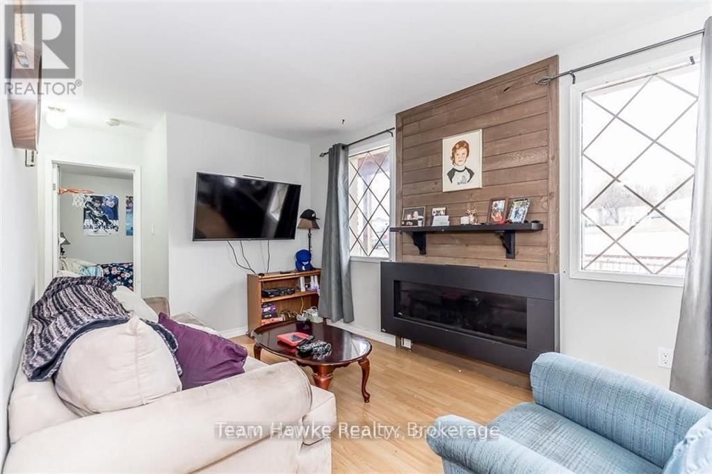 178 WILLIAM STREET Image 22