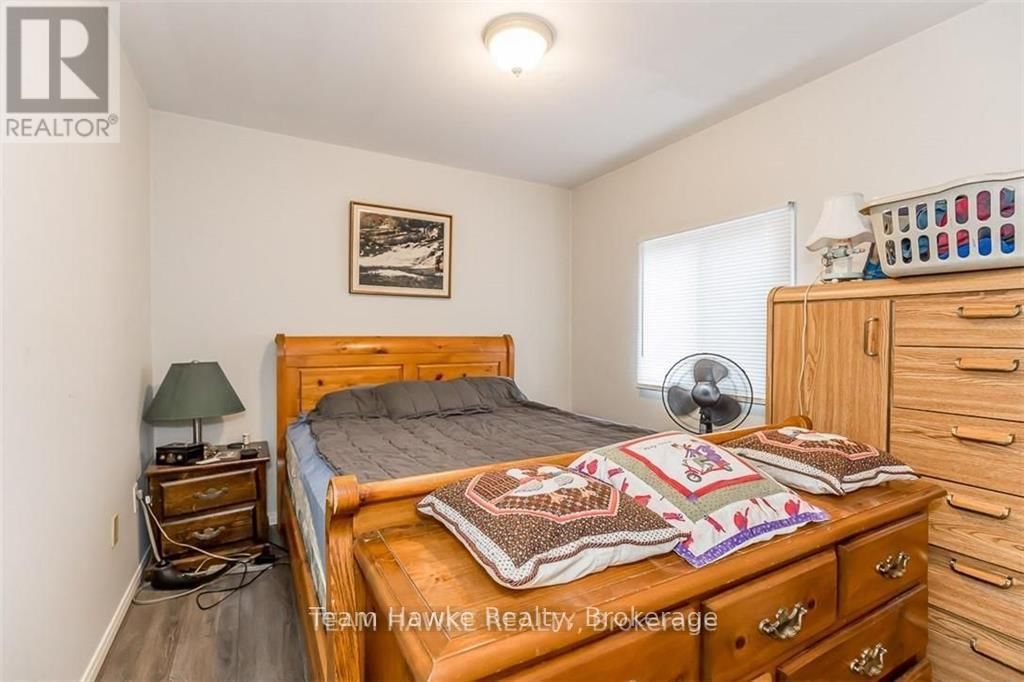 178 WILLIAM STREET Image 37