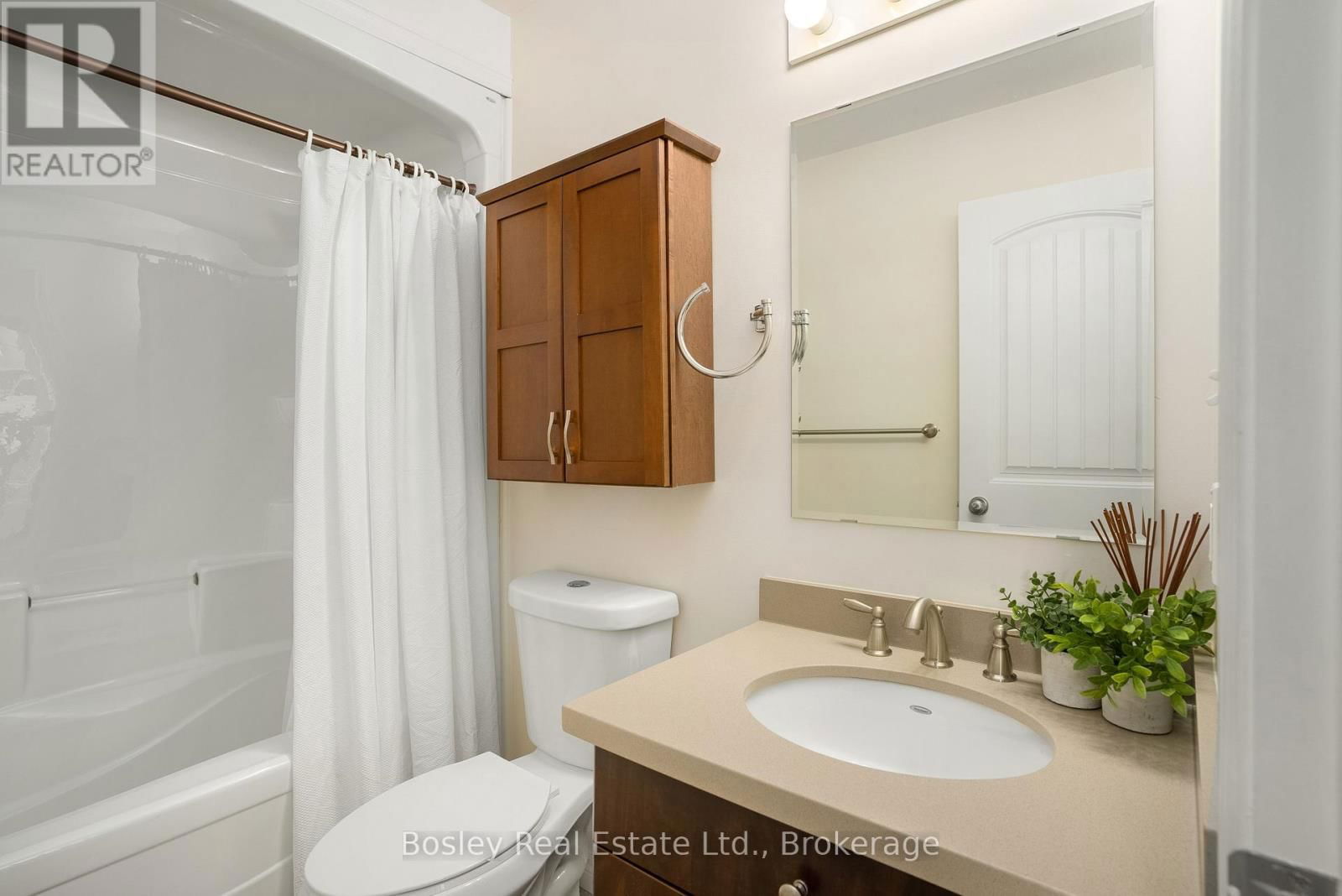 41 SILVER GLEN BOULEVARD Image 20