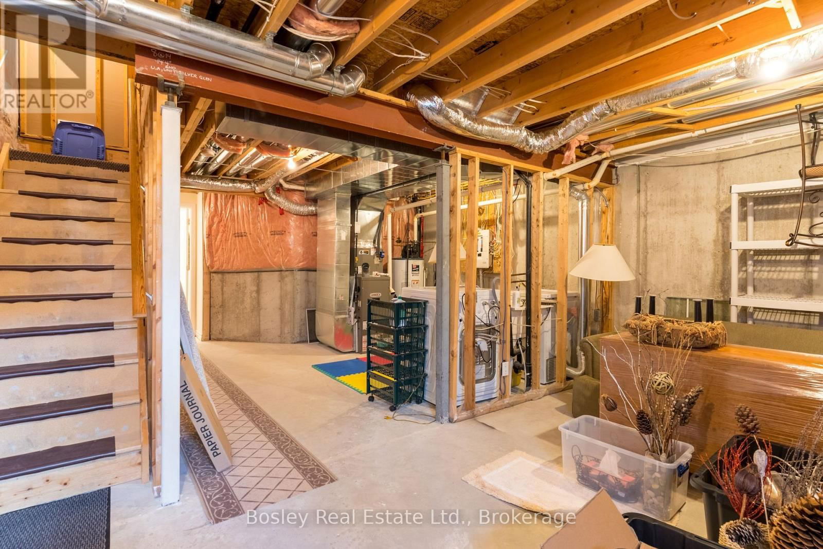 41 SILVER GLEN BOULEVARD Image 24