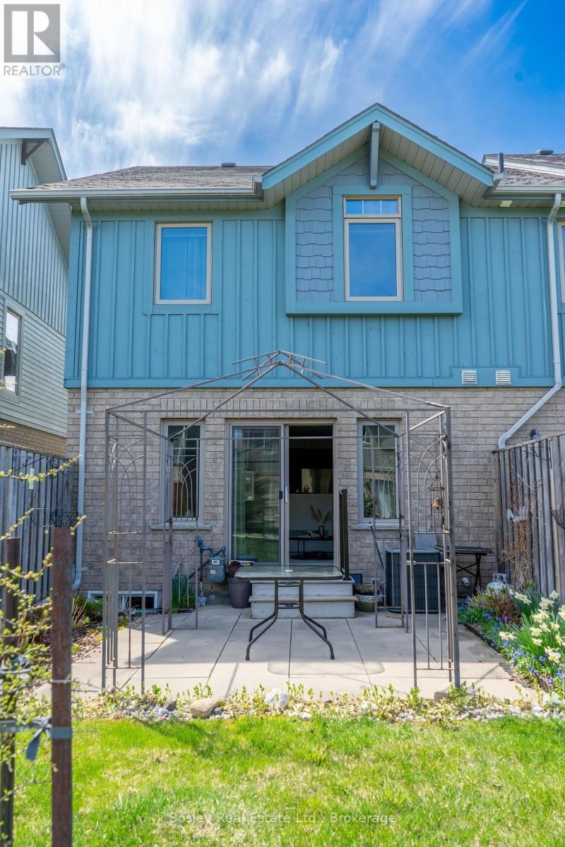 41 SILVER GLEN BOULEVARD Image 25