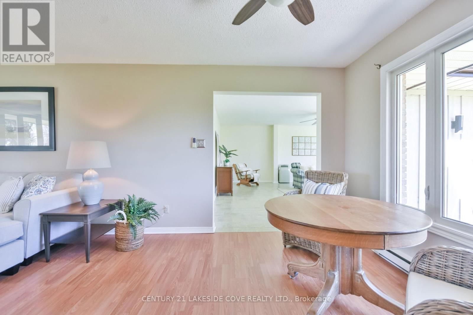 121 BAYSHORE DRIVE Image 15