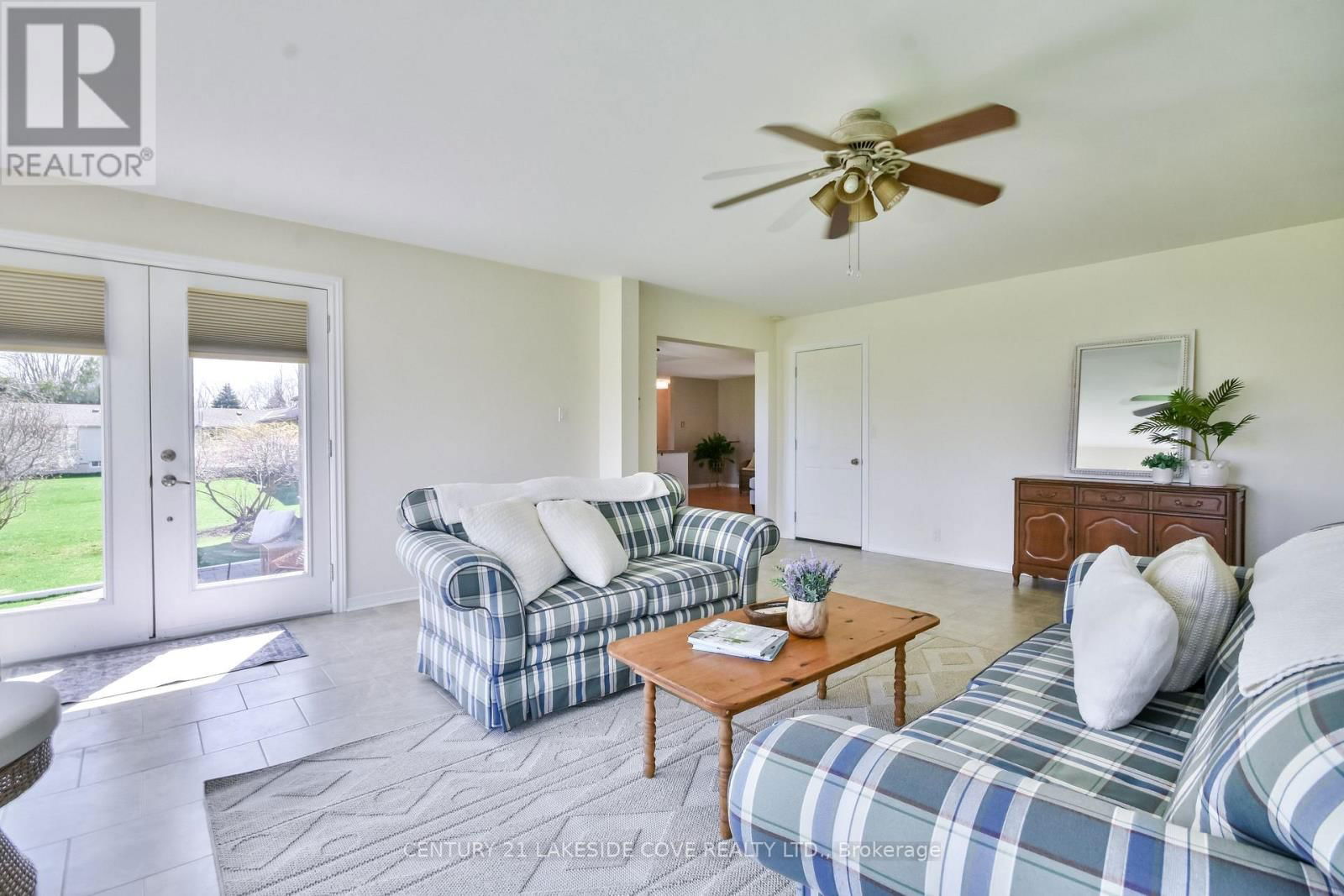 121 BAYSHORE DRIVE Image 21