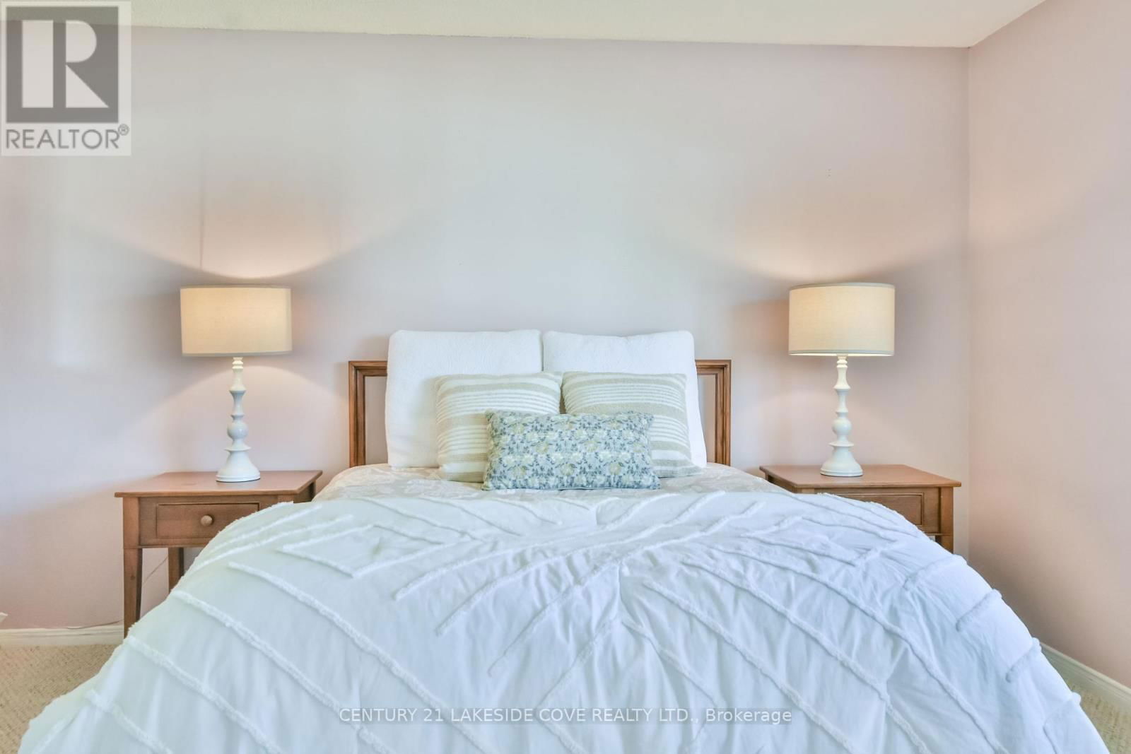 121 BAYSHORE DRIVE Image 25