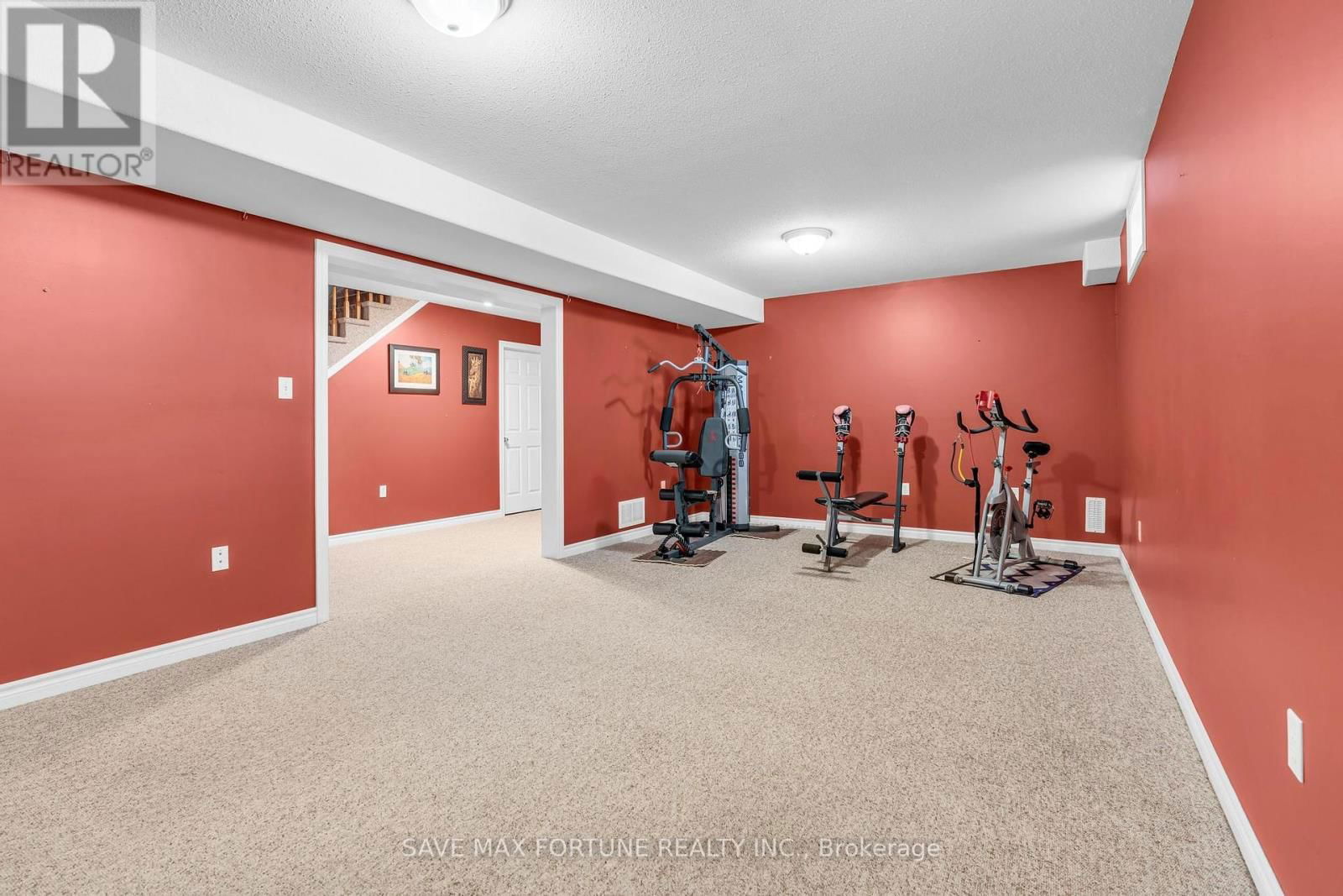 27 CAPILANO COURT Image 28