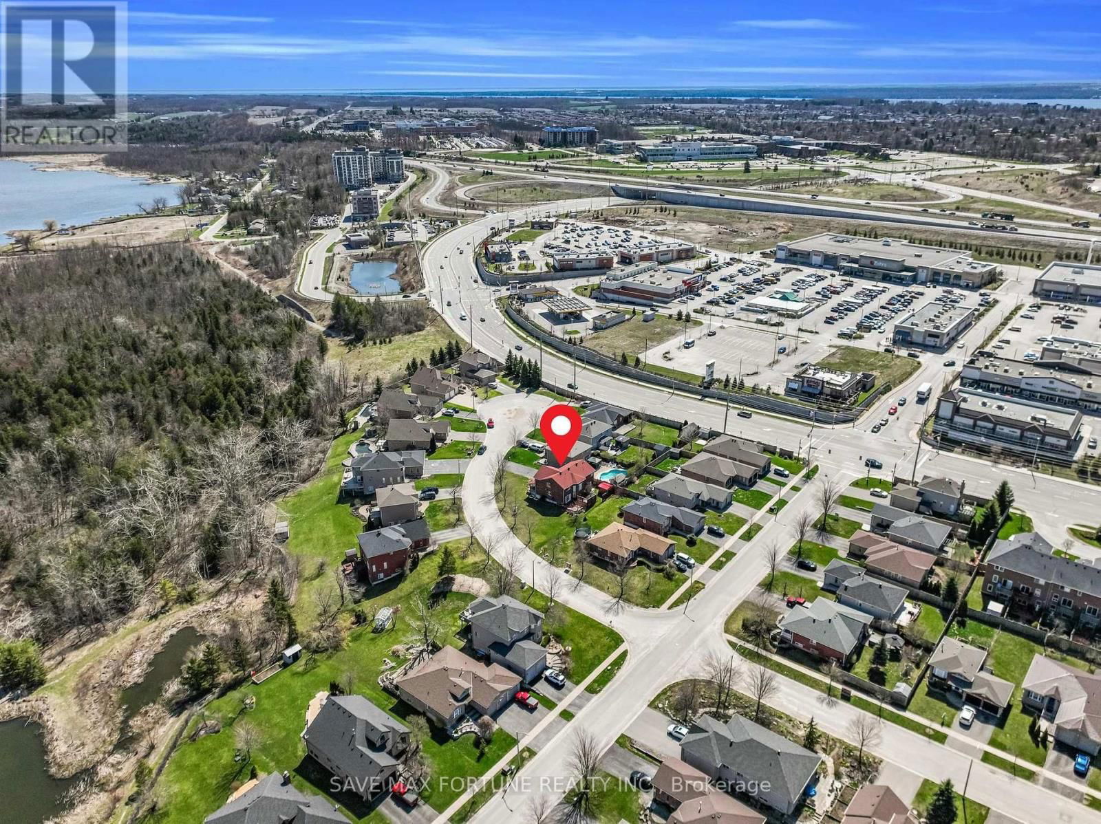 27 CAPILANO COURT Image 33