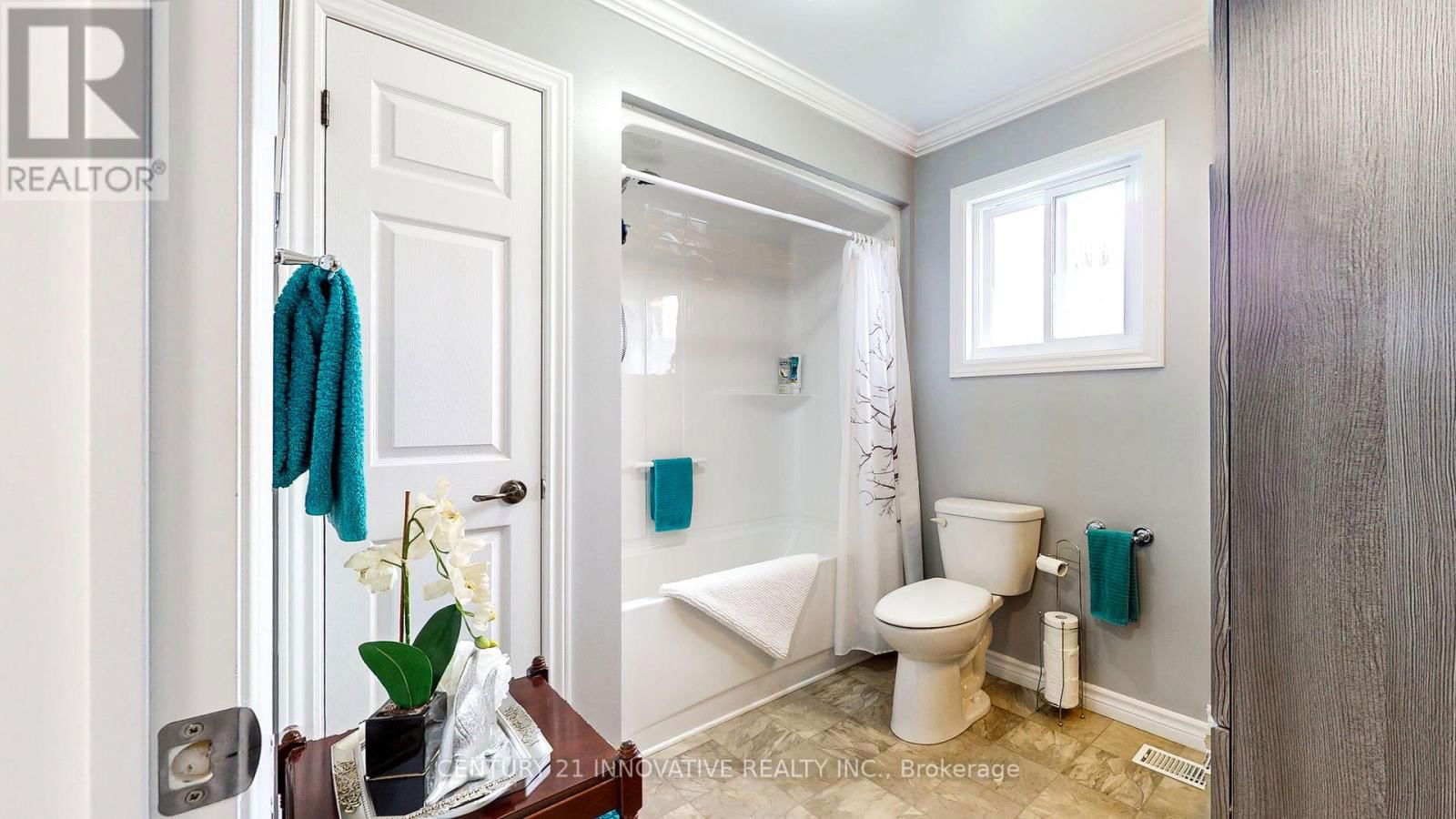 15 AINSWORTH DRIVE Image 23