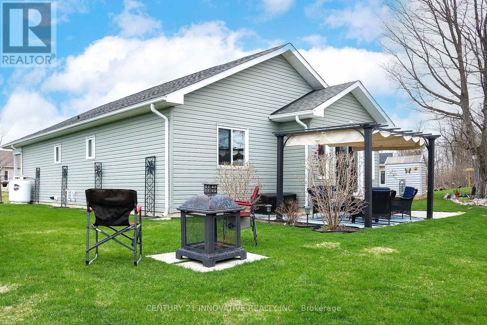 15 AINSWORTH DRIVE Image 32