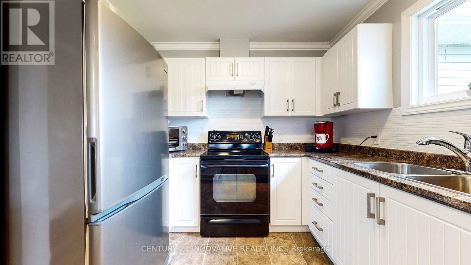 15 AINSWORTH DRIVE Image 7