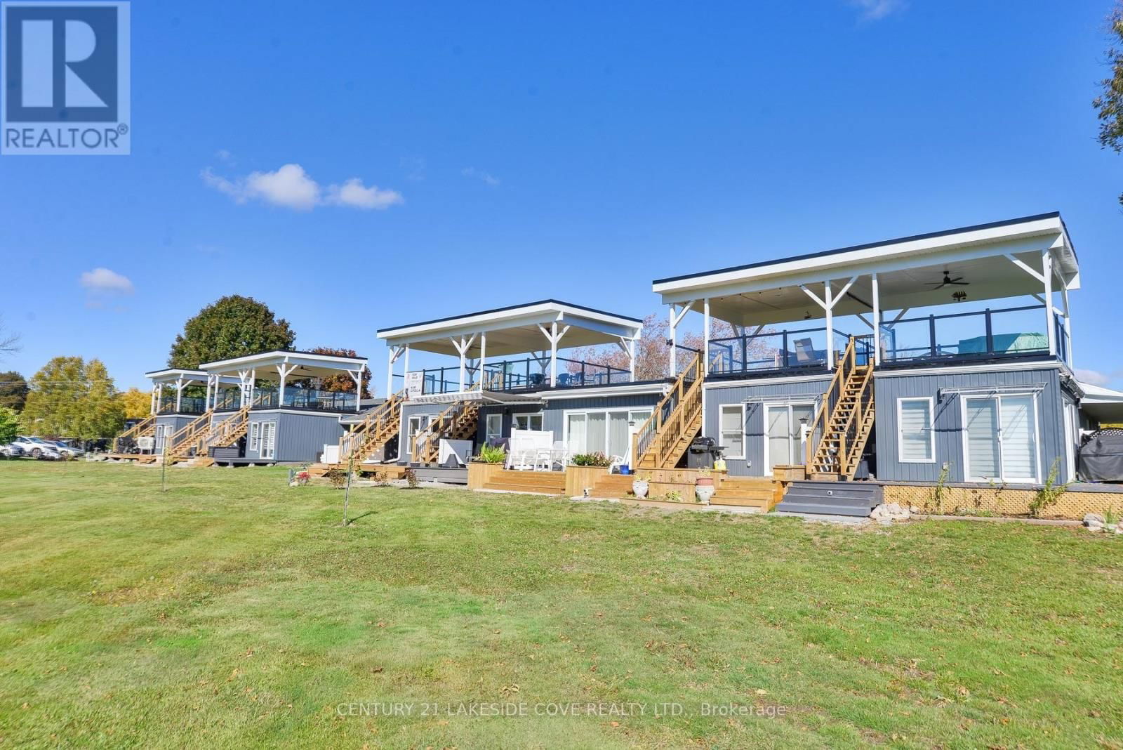 Unit 2 - 3 PARADISE BOULEVARD Image 4
