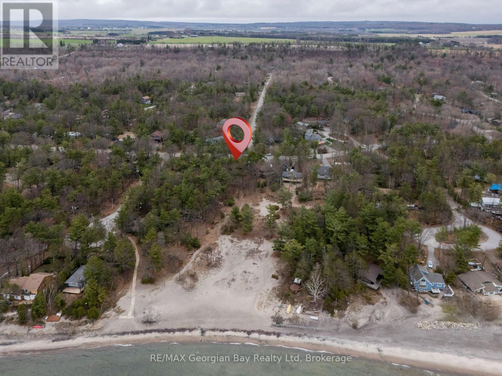 1246 TINY BEACHES ROAD NORTH Image 38