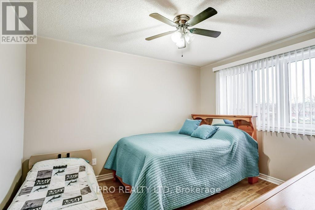 9 TIMOTHY LANE Image 36