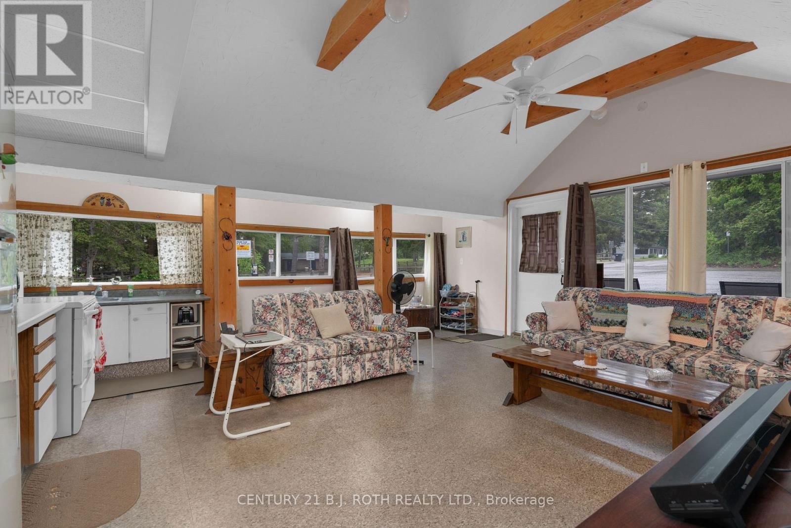 2026 TINY BEACHES ROAD SOUTH Image 20