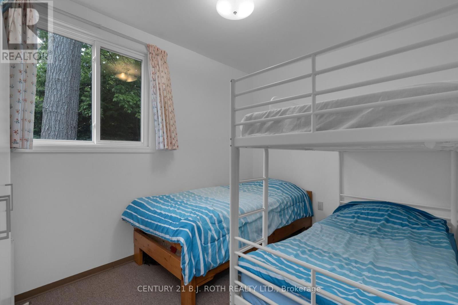 2026 TINY BEACHES ROAD SOUTH Image 25