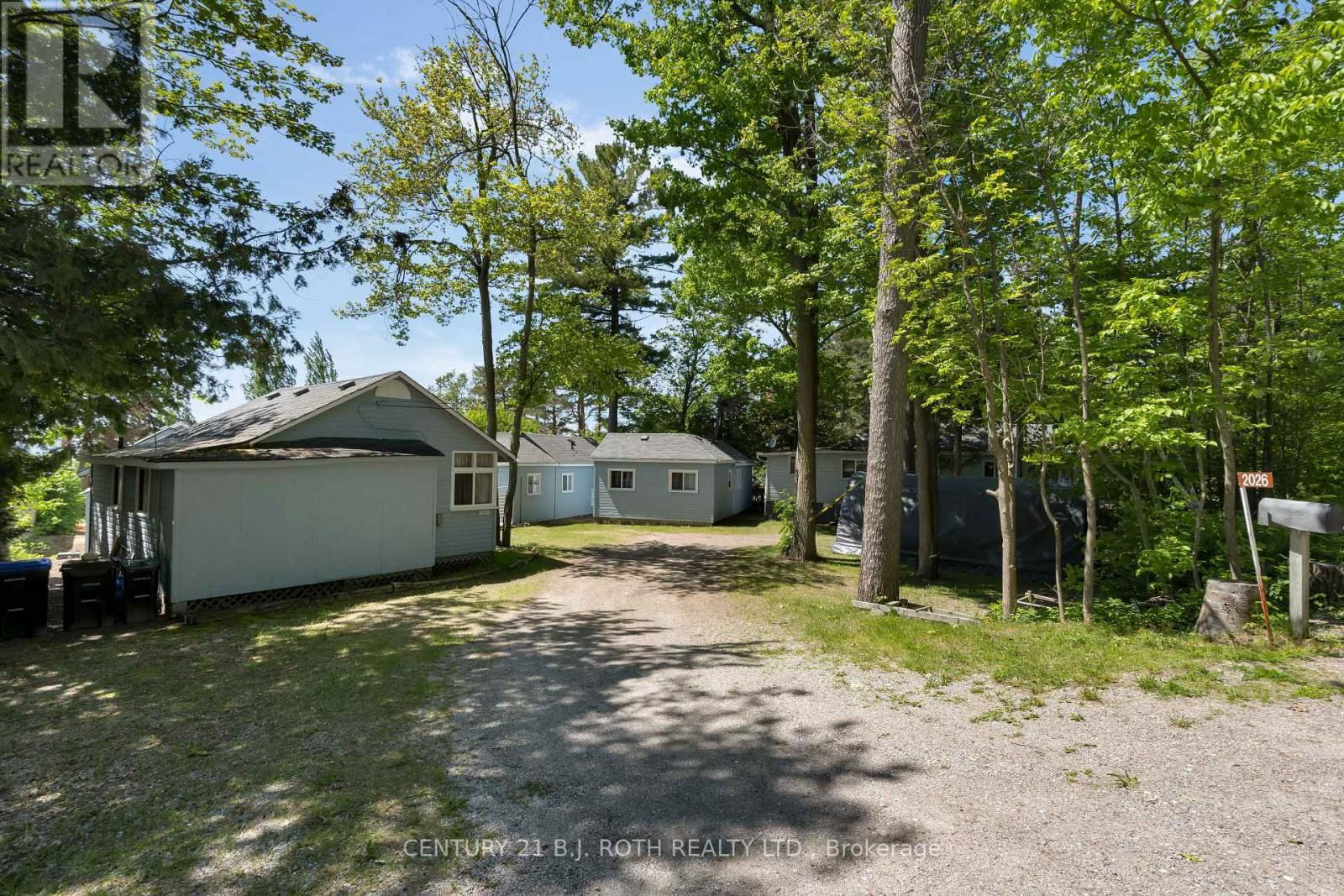 2026 TINY BEACHES ROAD SOUTH Image 13