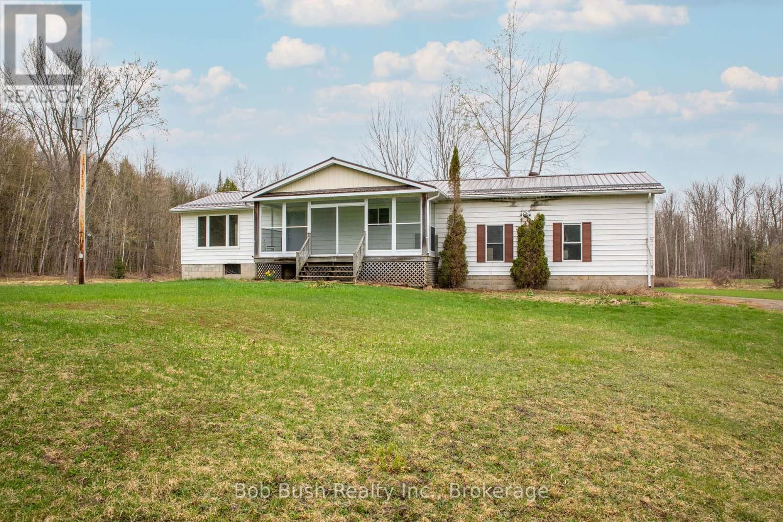 10596 12 HIGHWAY Image 39