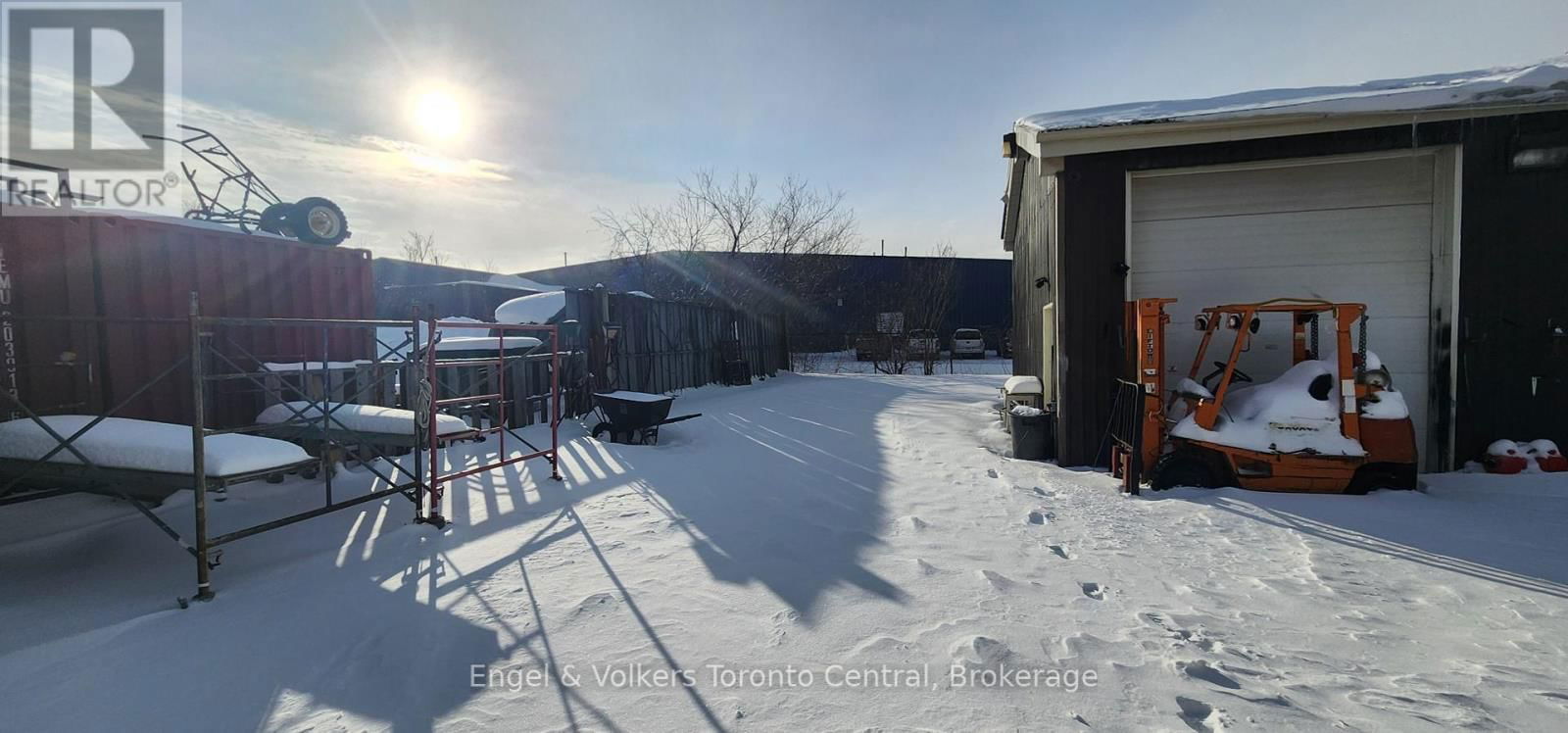 520 THIRD STREET WEST Image 6