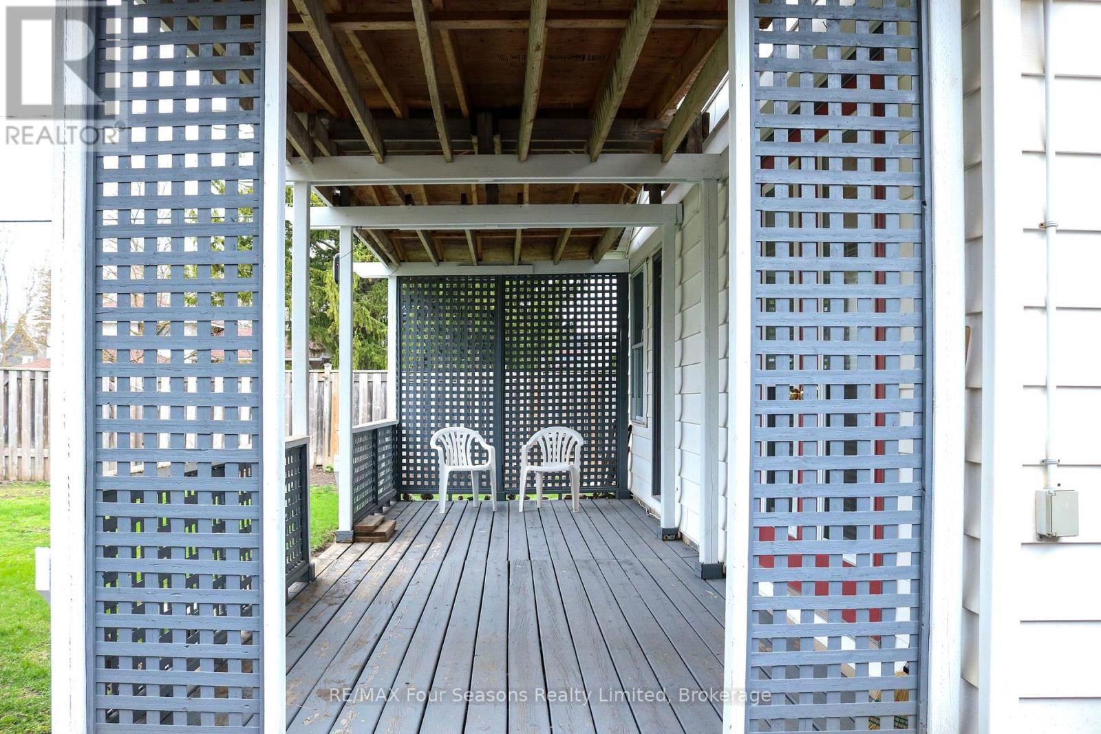 104 OAK STREET Image 27