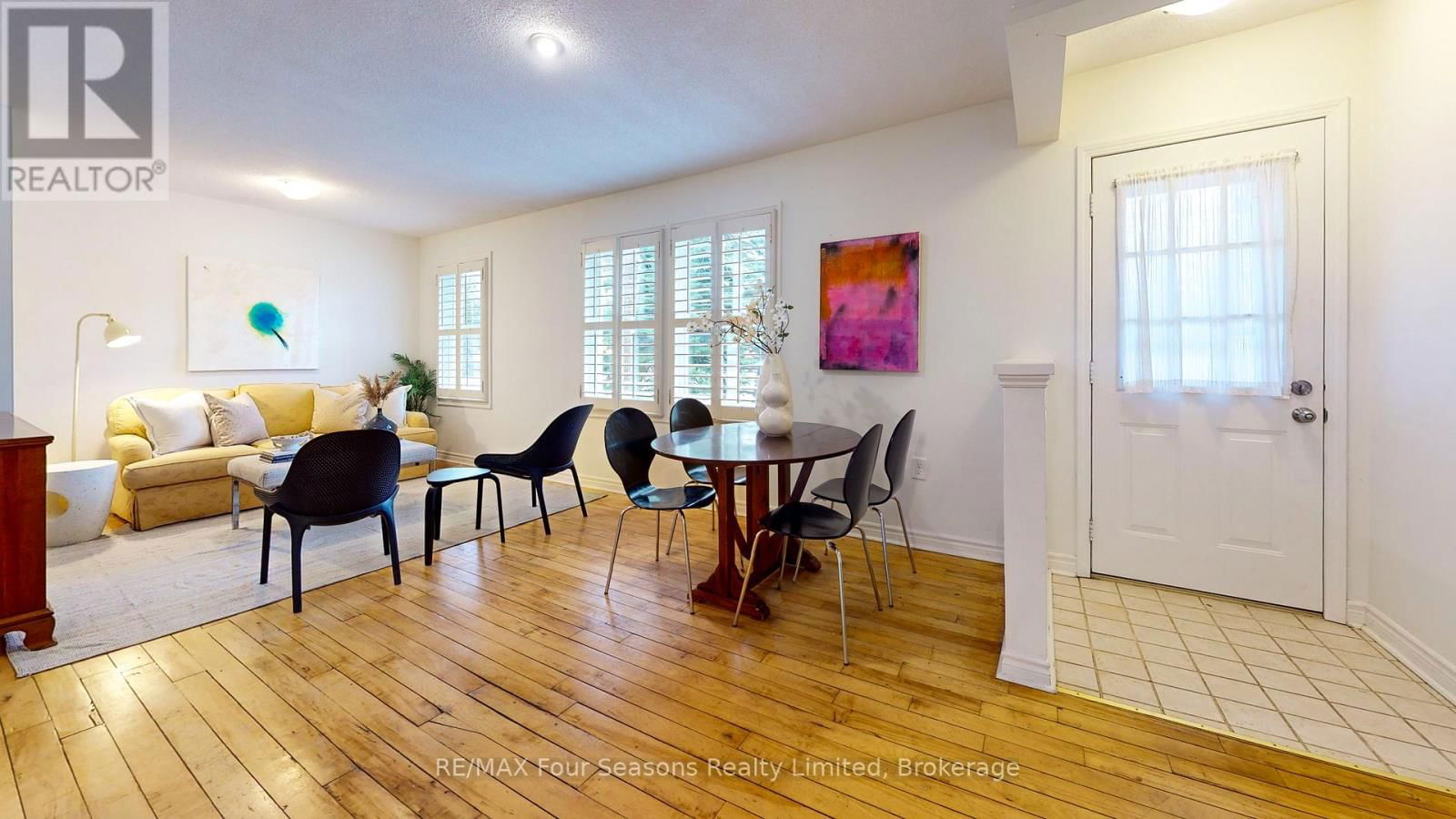 104 OAK STREET Image 3