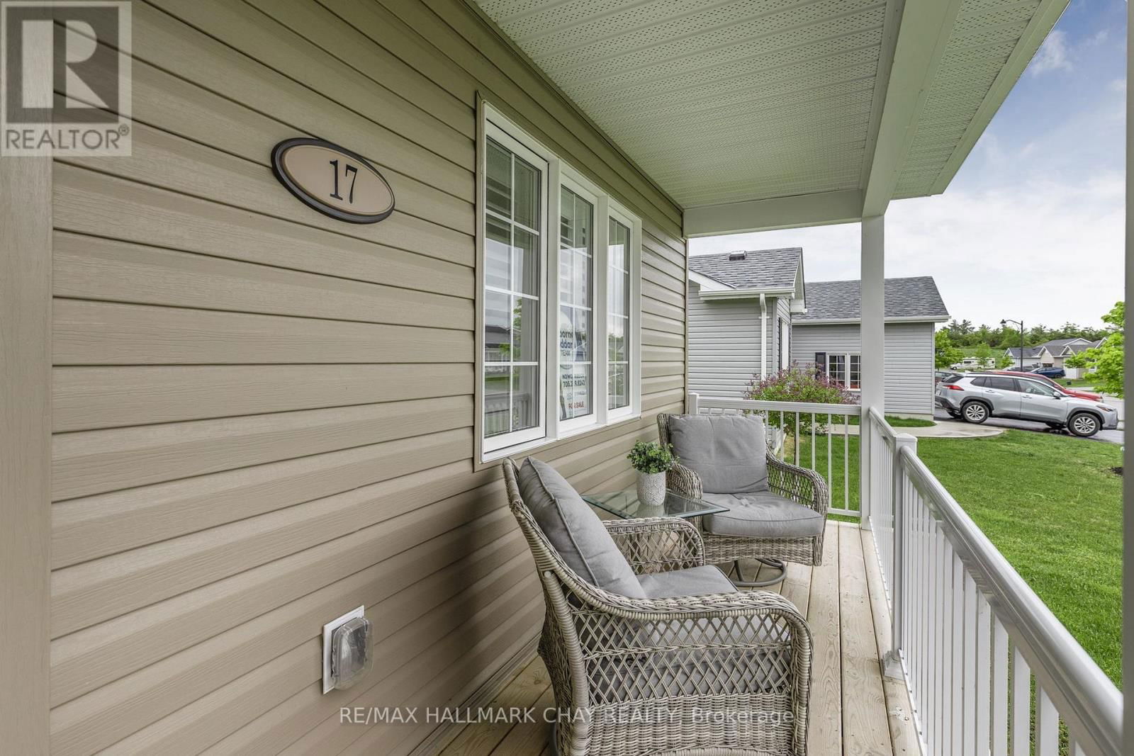 17 SOPHIE LANE SOUTH Image 17