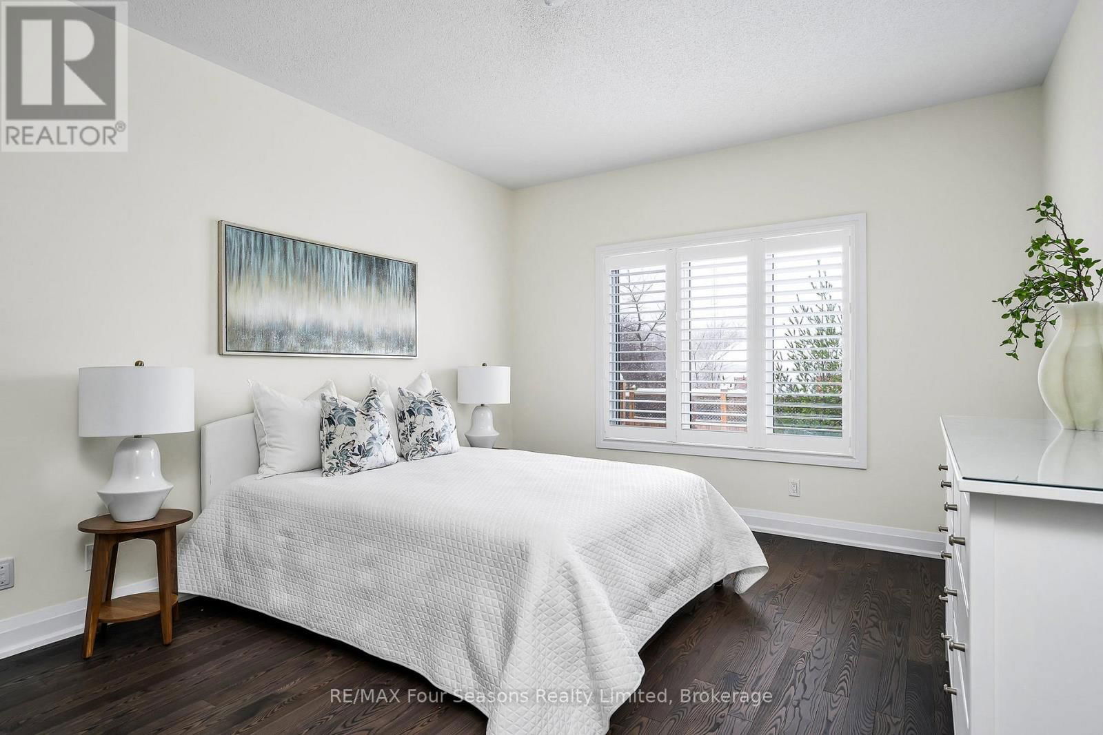 16 KARI CRESCENT Image 15