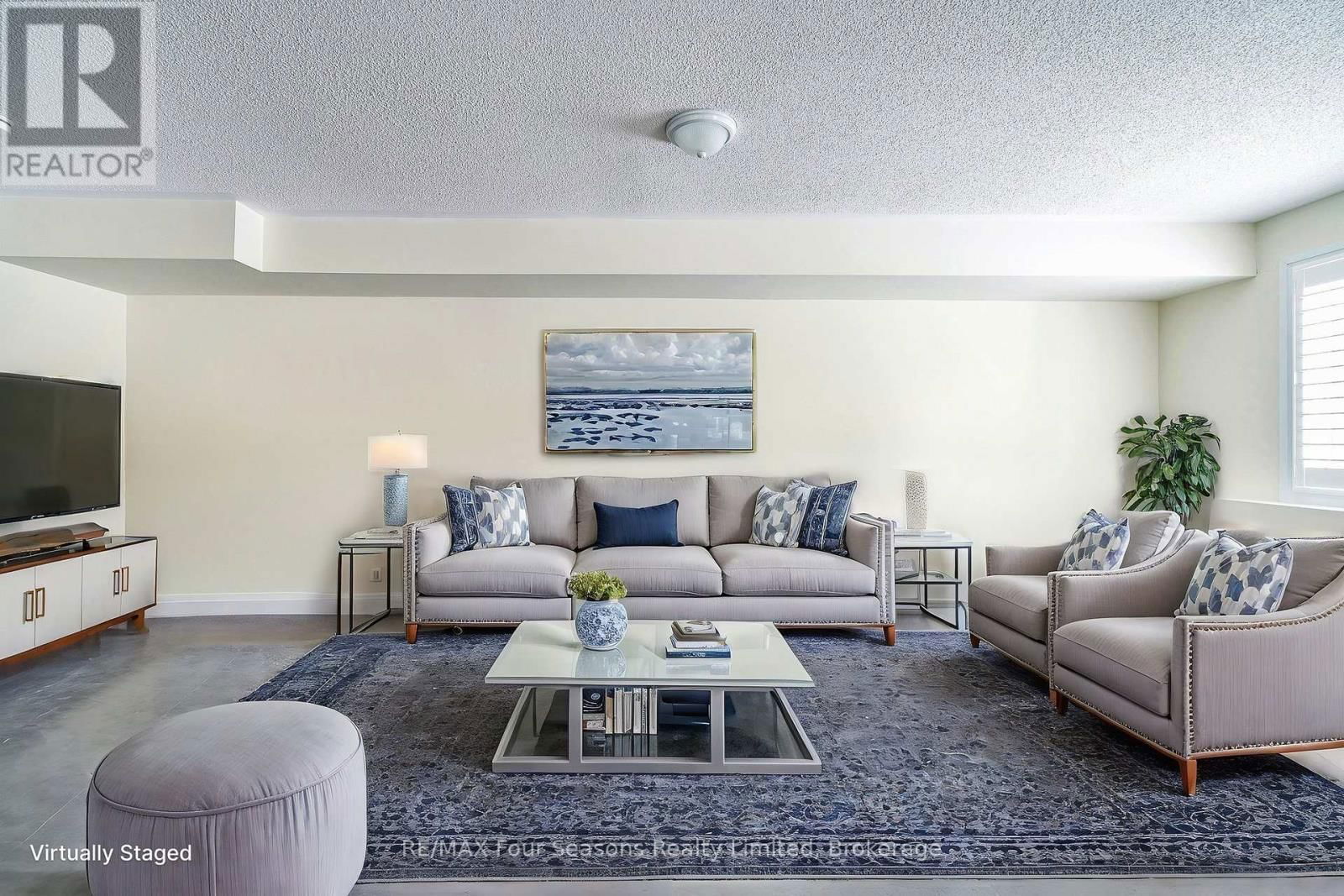 16 KARI CRESCENT Image 21