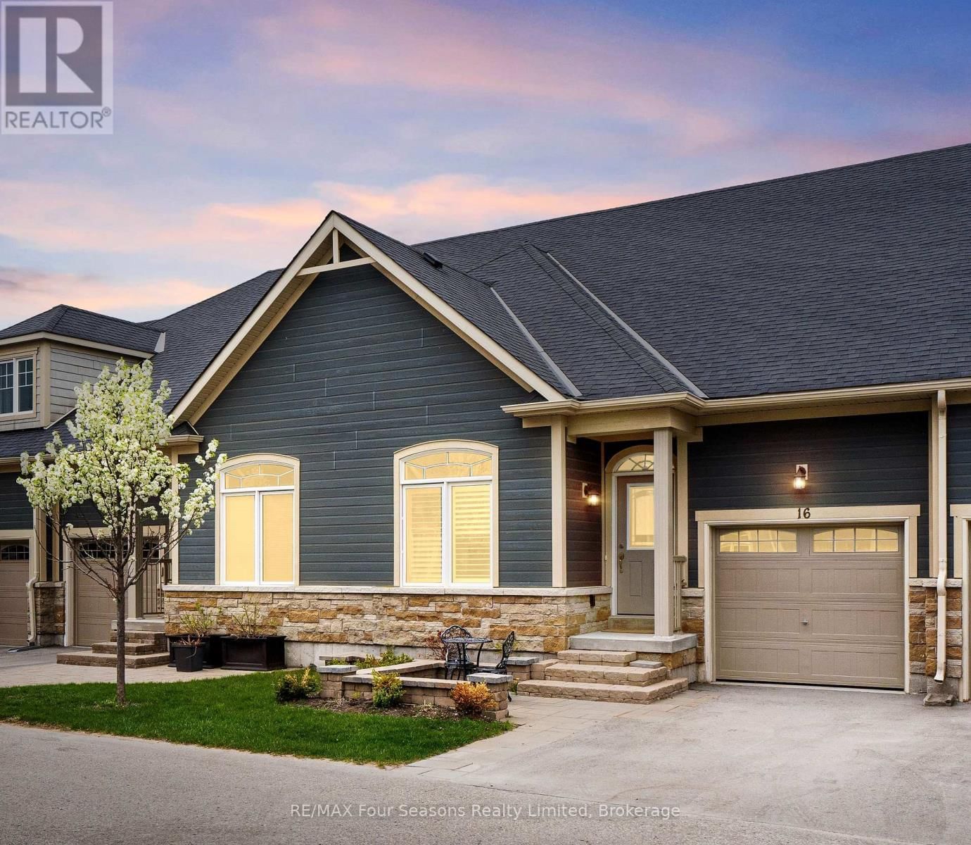 16 KARI CRESCENT Image 32