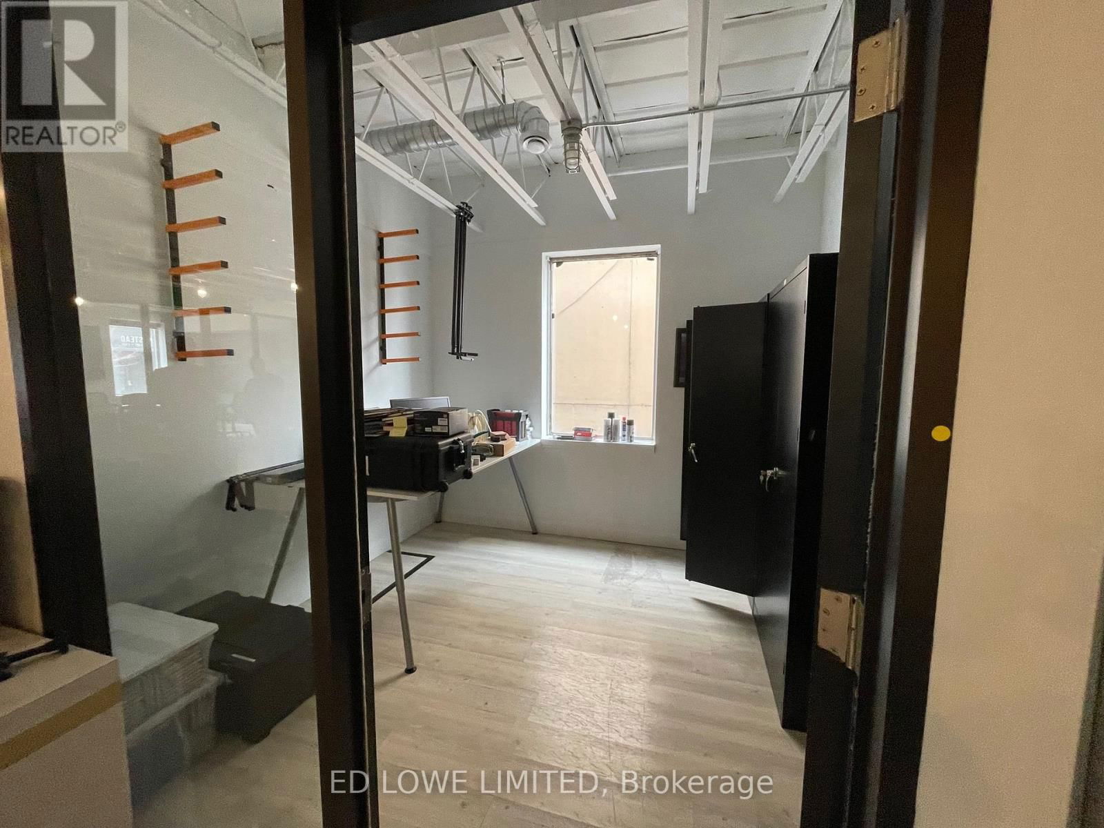 200 - 91 DUNLOP STREET EAST Image 4
