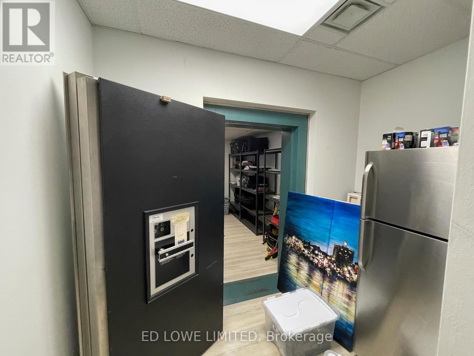 200 - 91 DUNLOP STREET EAST Image 6
