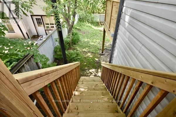 246 MISSISSAUGA STREET WEST Image 27