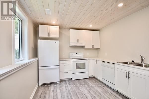 246 MISSISSAUGA STREET WEST Image 9