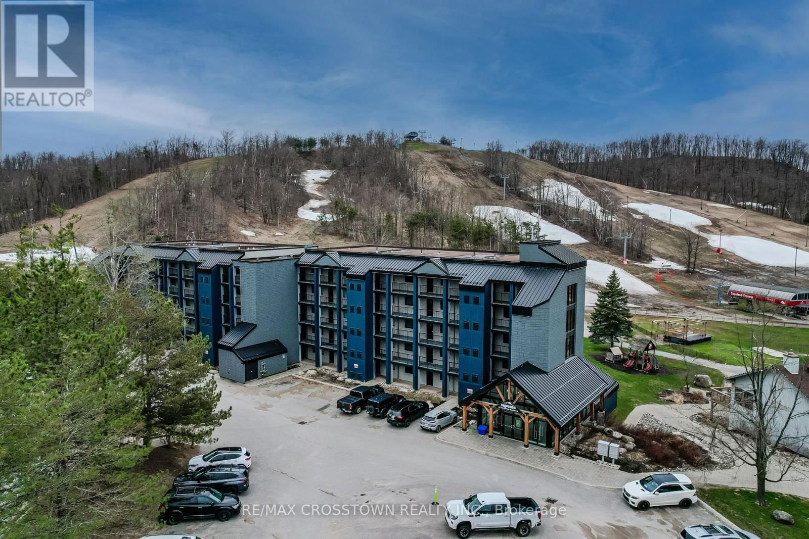302 - 80 HORSESHOE BOULEVARD Image 31