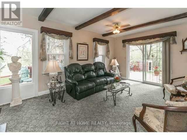 134 INNISFIL STREET Image 11