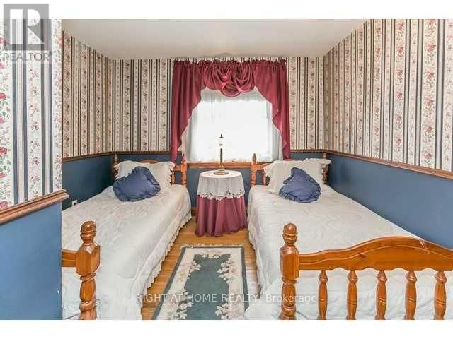 134 INNISFIL STREET Image 4