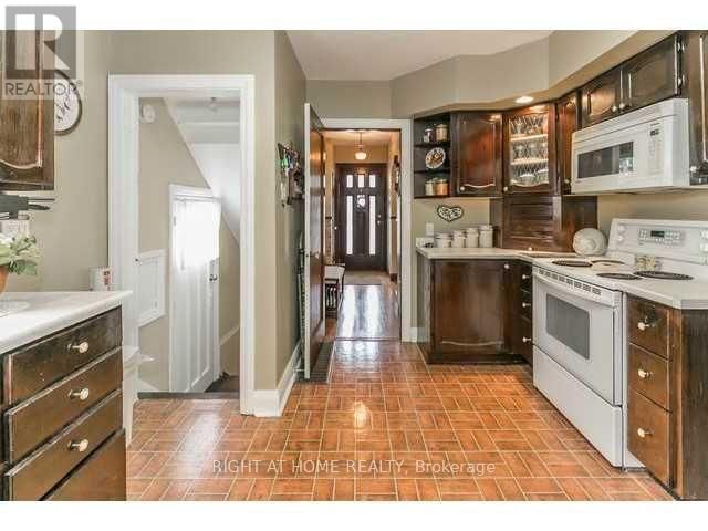 134 INNISFIL STREET Image 6