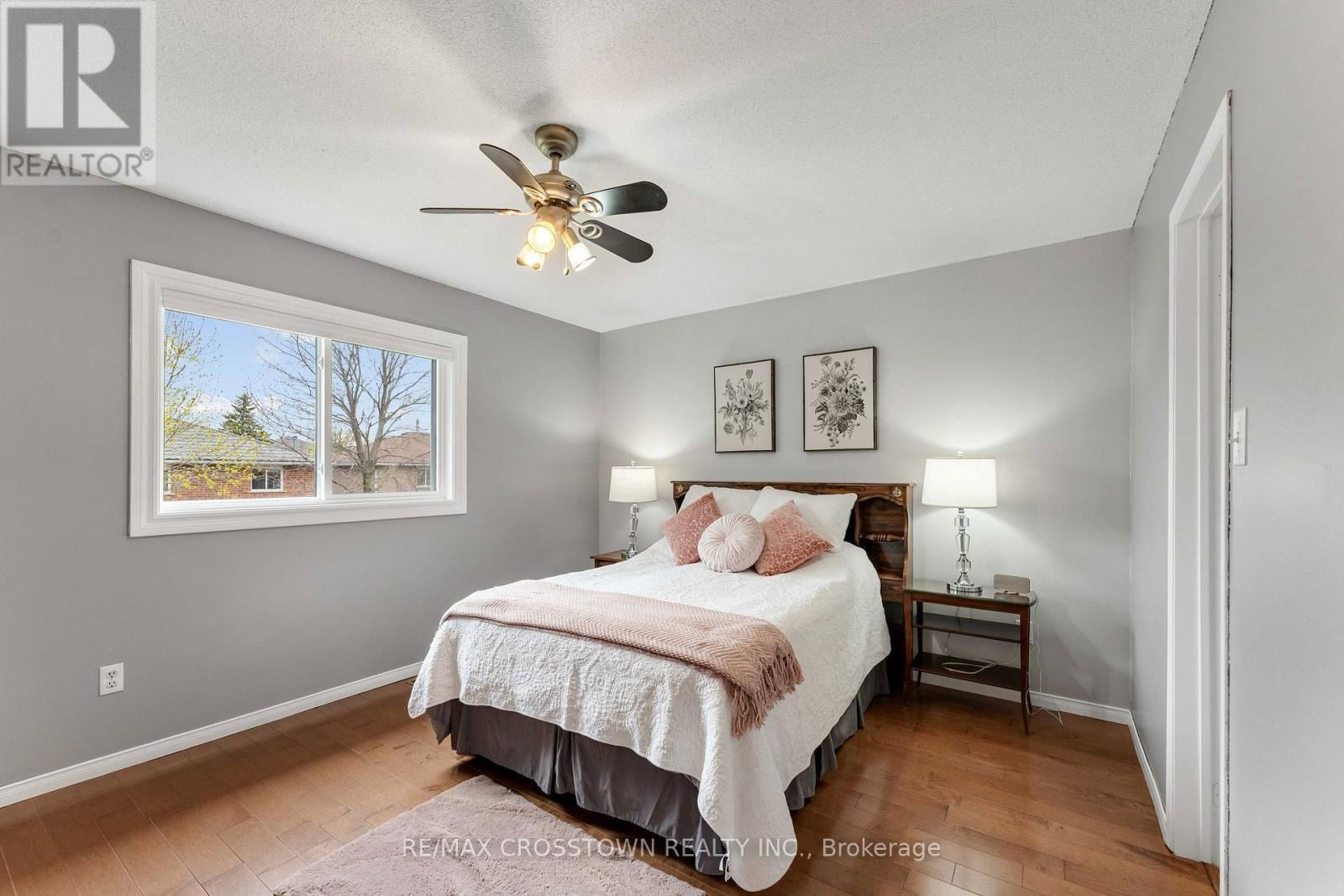 36 LESLIE AVENUE Image 13