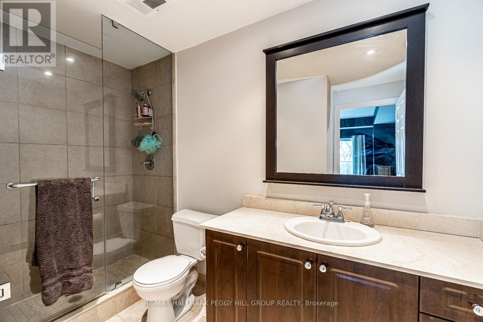 6 VICTORIA STREET Image 9