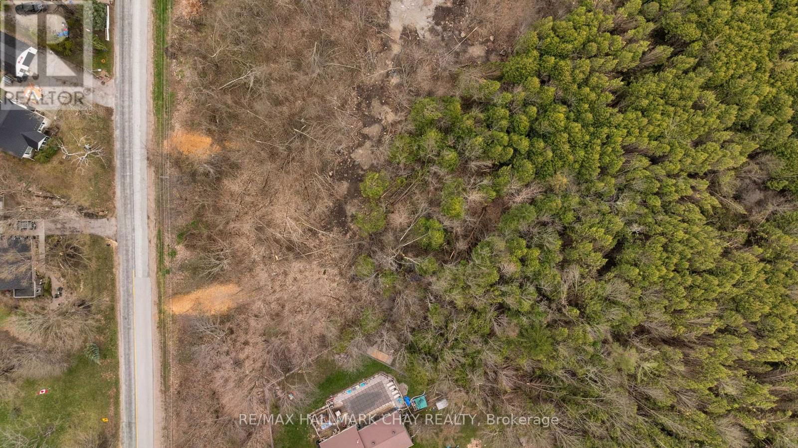12 CORNERS Image 9